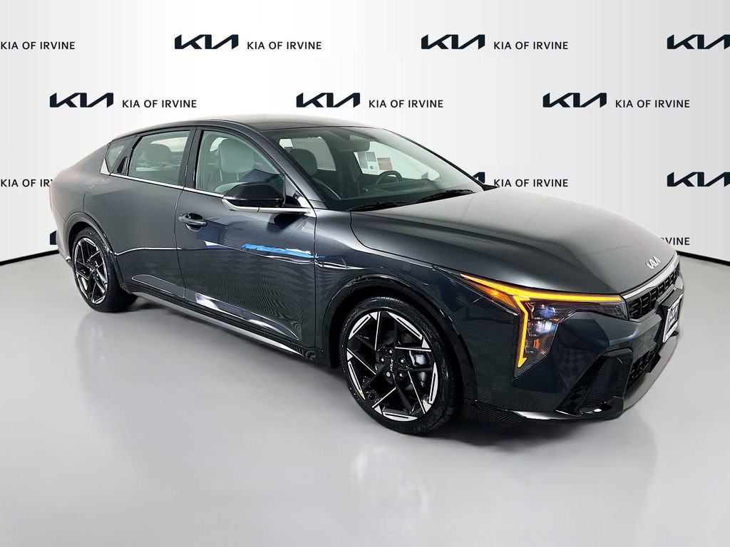 New 2026 Kia K4 GT-Line image 1