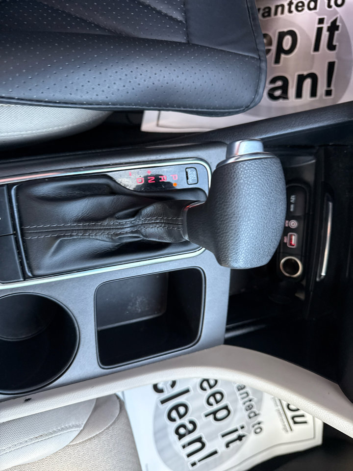 Used 2016 Kia Optima LX image 17