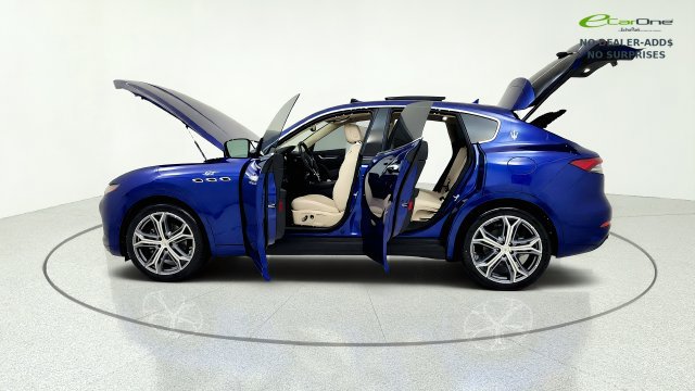 Used 2023 Maserati Levante GT AWD/4WD image 16