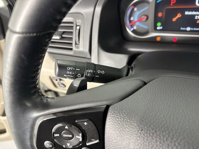 Used 2019 Honda Pilot Touring image 15