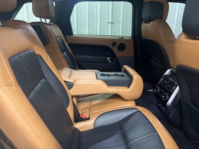 Used 2018 Land Rover Range Rover Sport HSE Dynamic image 19