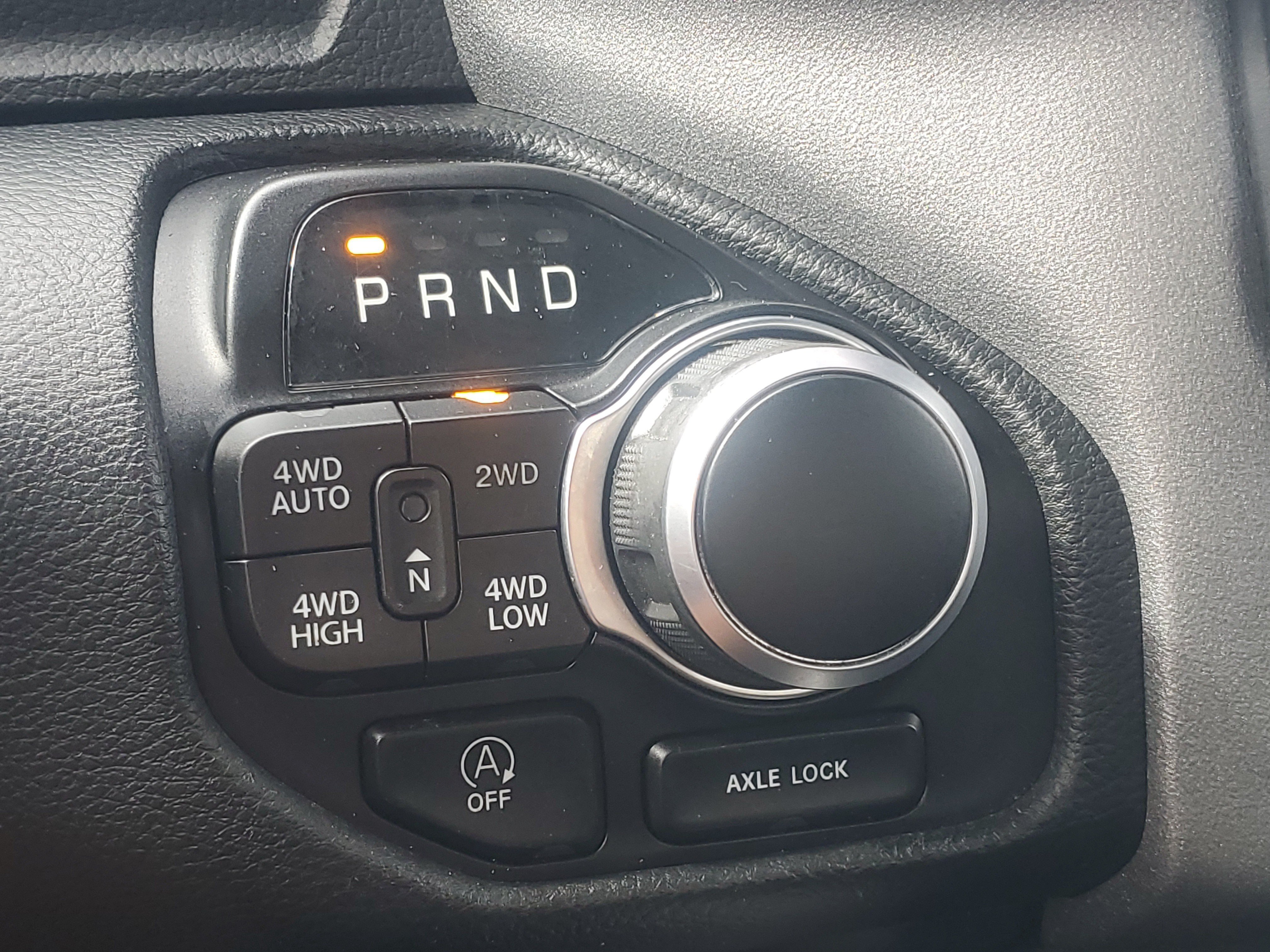Used 2023 RAM 1500 Big Horn AWD/4WD image 32