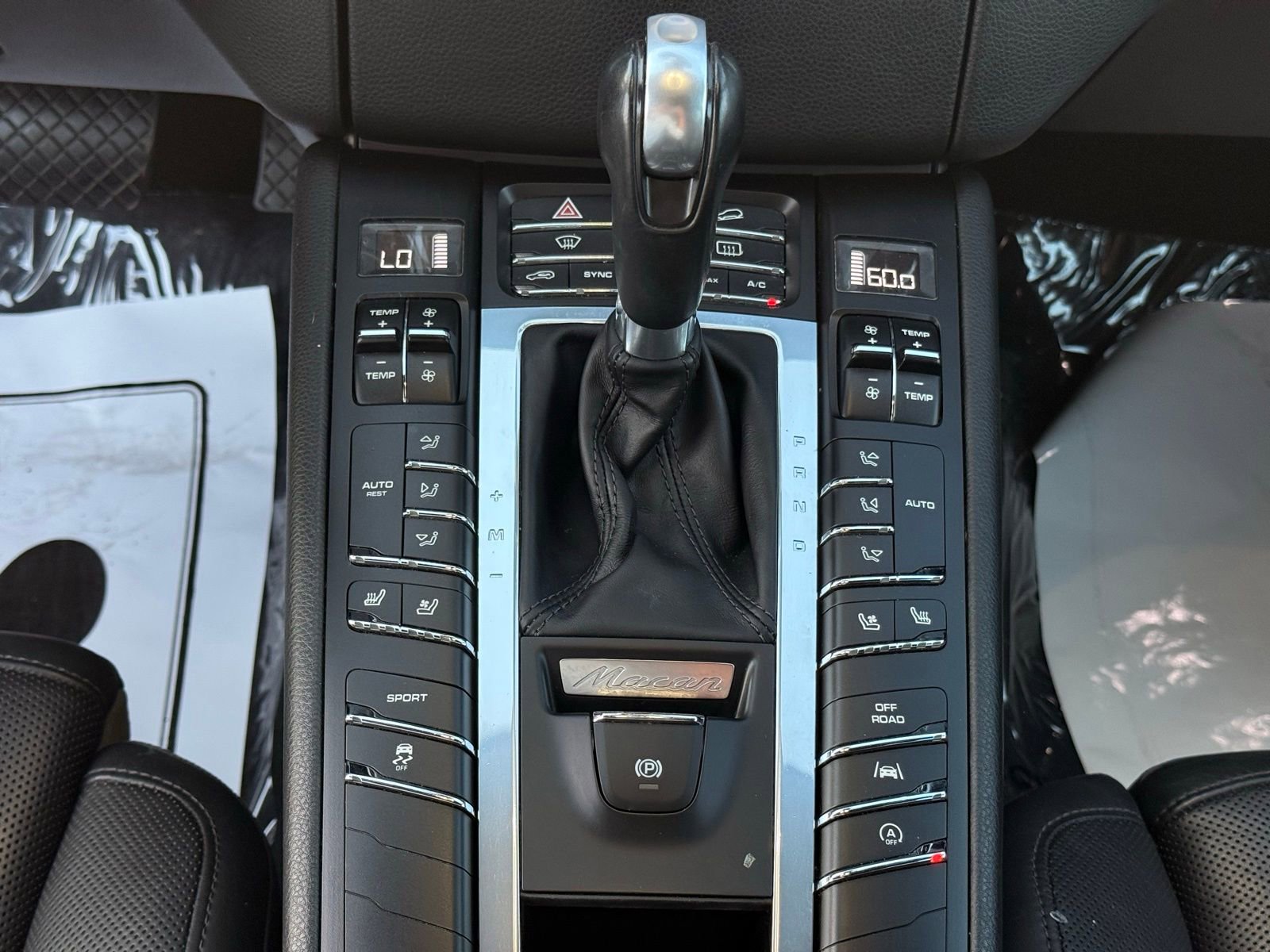 Used 2017 Porsche Macan S image 20