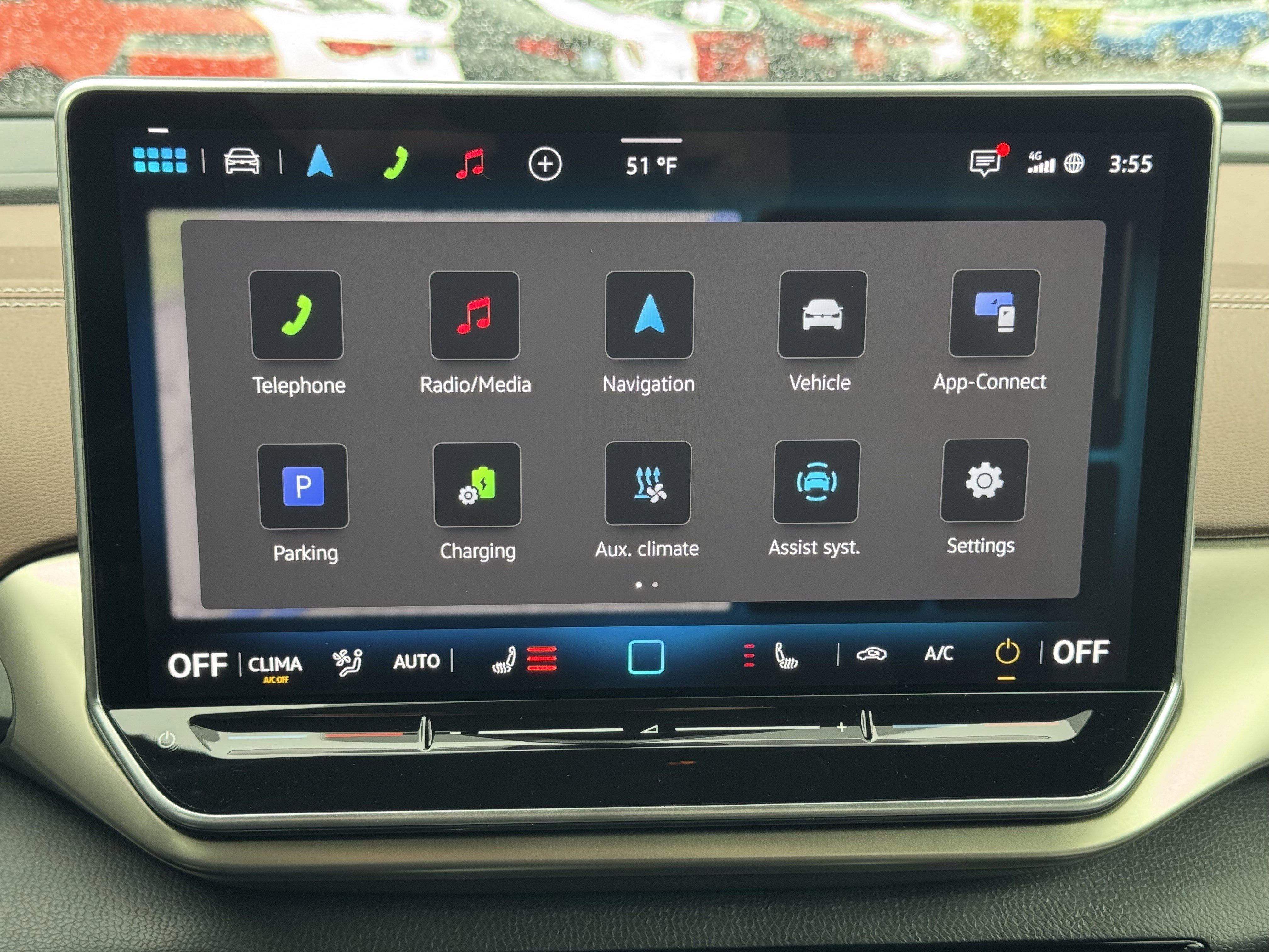 Used 2025 Volkswagen ID.4 Pro image 23