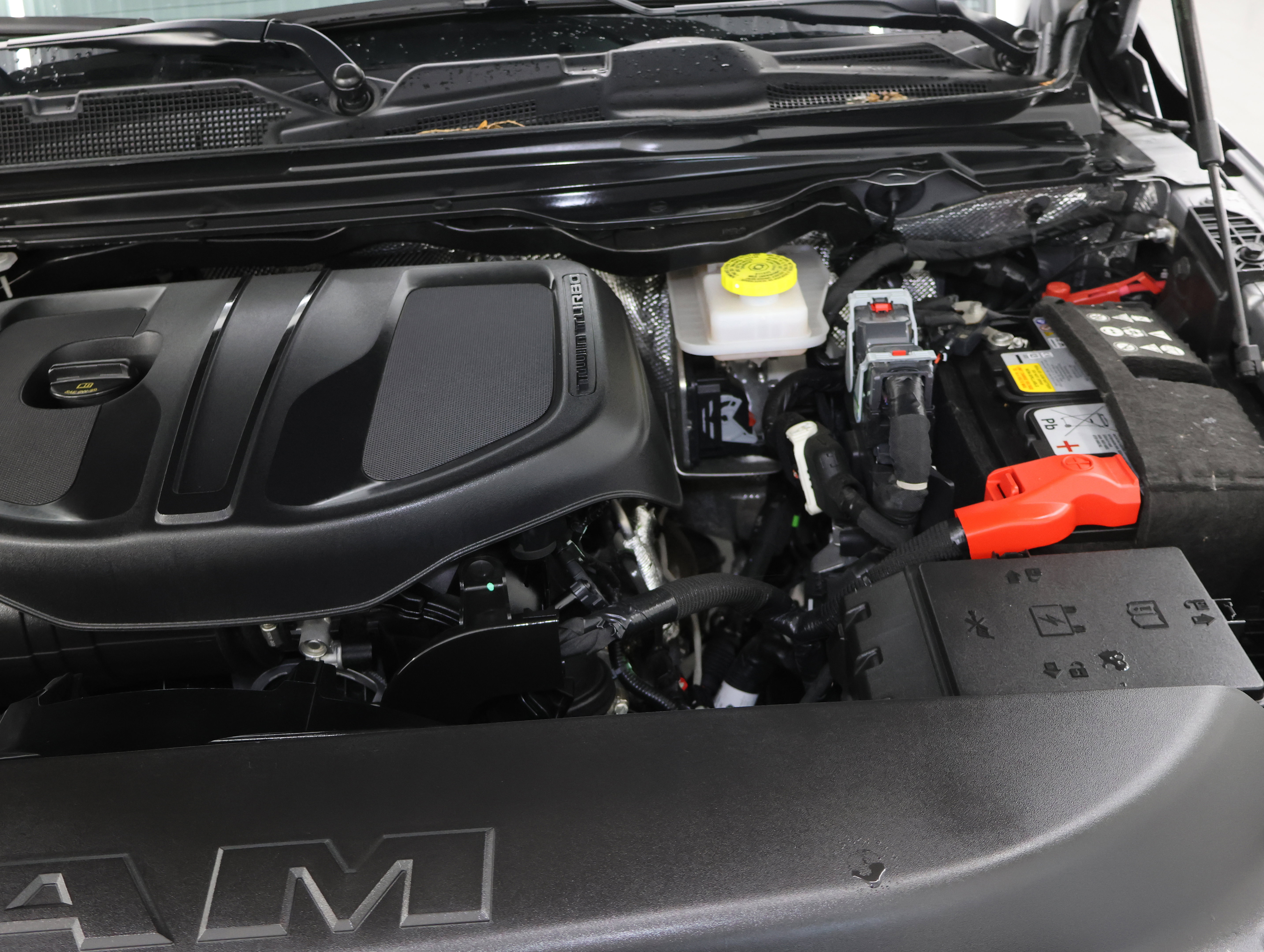 Used 2025 RAM 1500 Big Horn AWD/4WD image 18