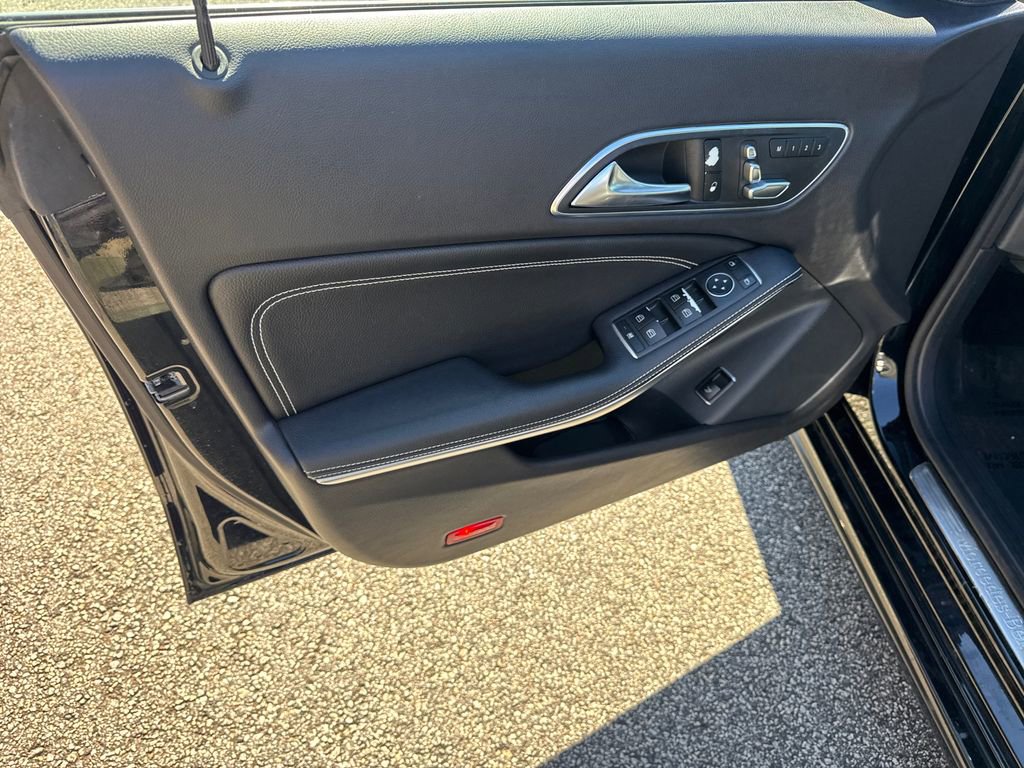 Used 2019 Mercedes-Benz CLA 250 image 10