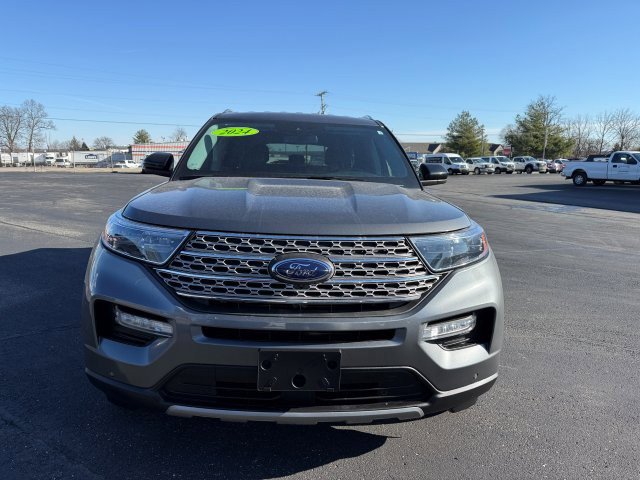 Certified 2024 Ford Explorer Limited AWD/4WD image 3