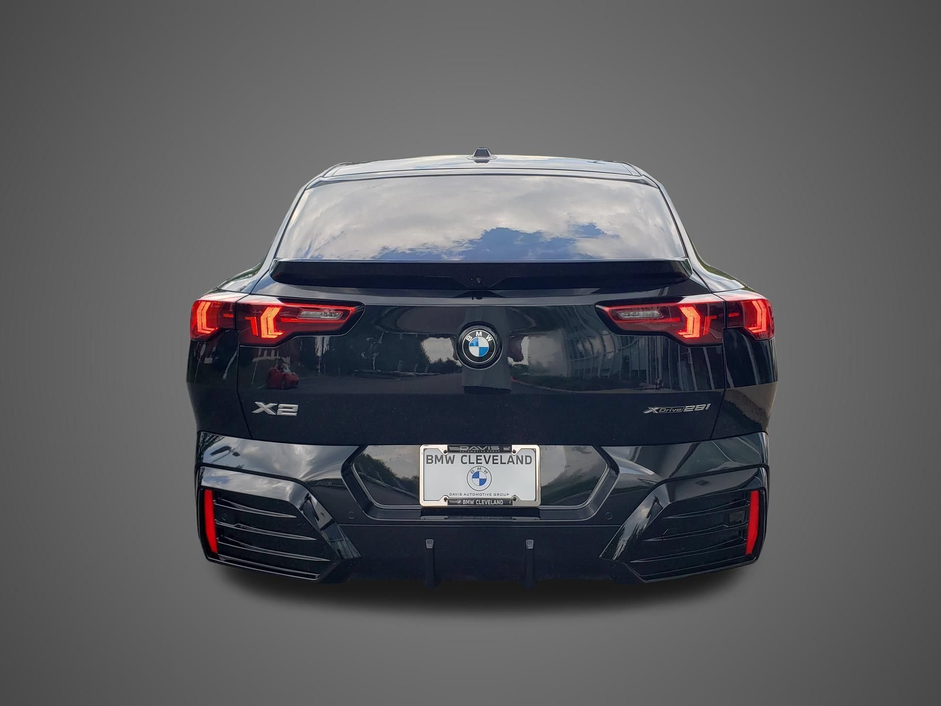 New 2026 BMW X2 xDrive28i w/ M Sport Package AWD/4WD image 7