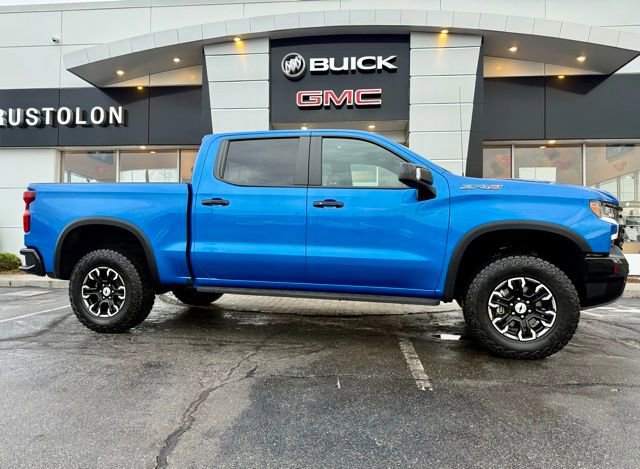 Used 2025 Chevrolet Silverado 1500 ZR2 w/ Technology Package image 1