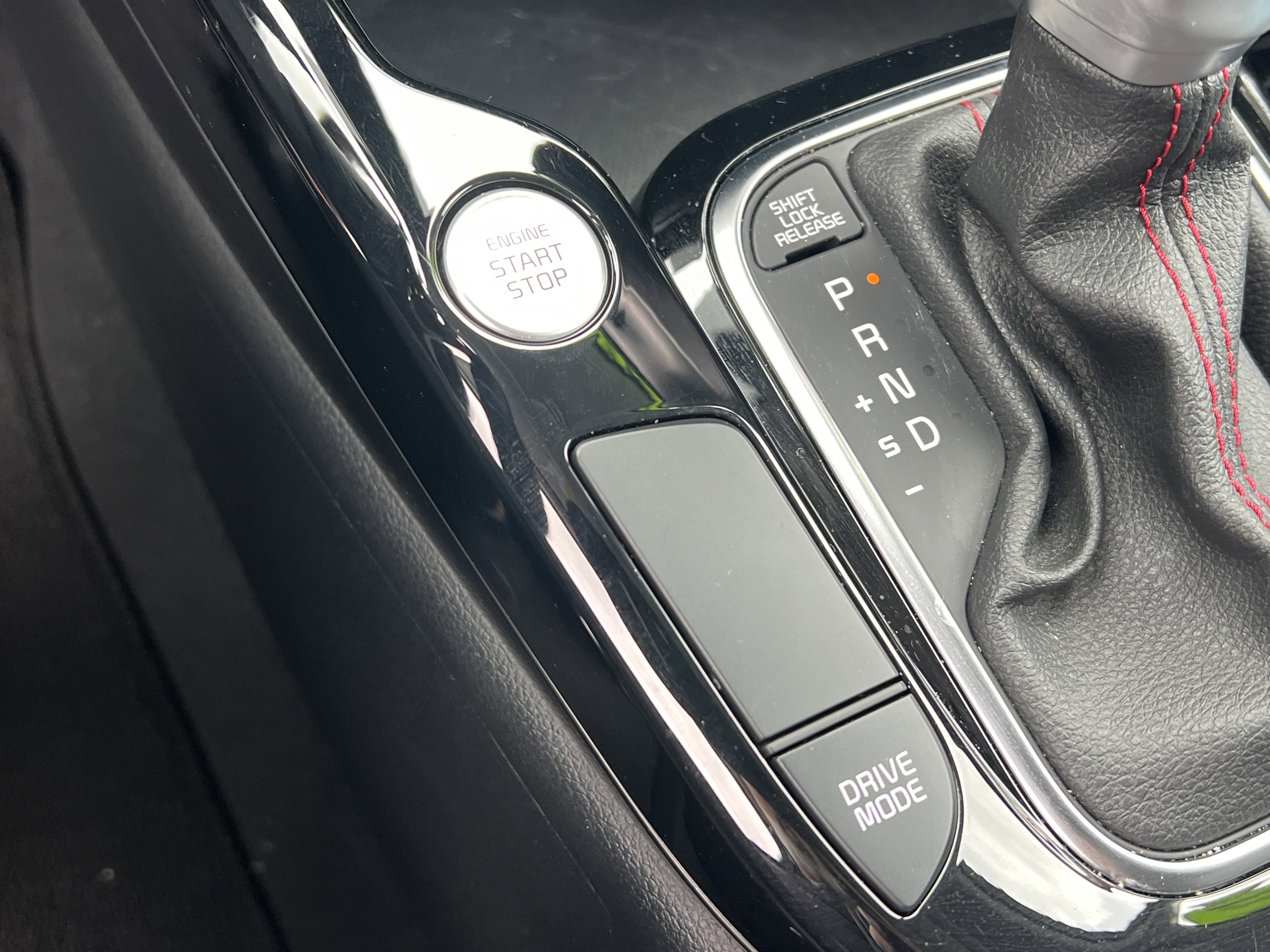 Certified 2025 Kia Soul GT-Line image 31