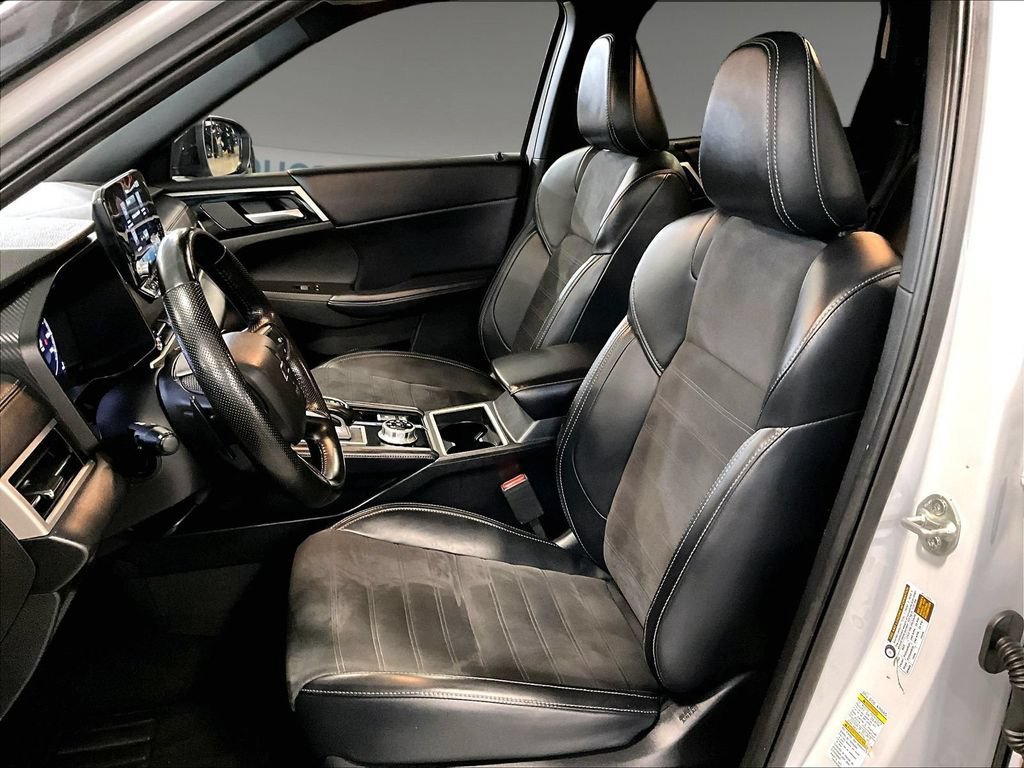 Used 2024 Mitsubishi Outlander SE AWD/4WD image 10