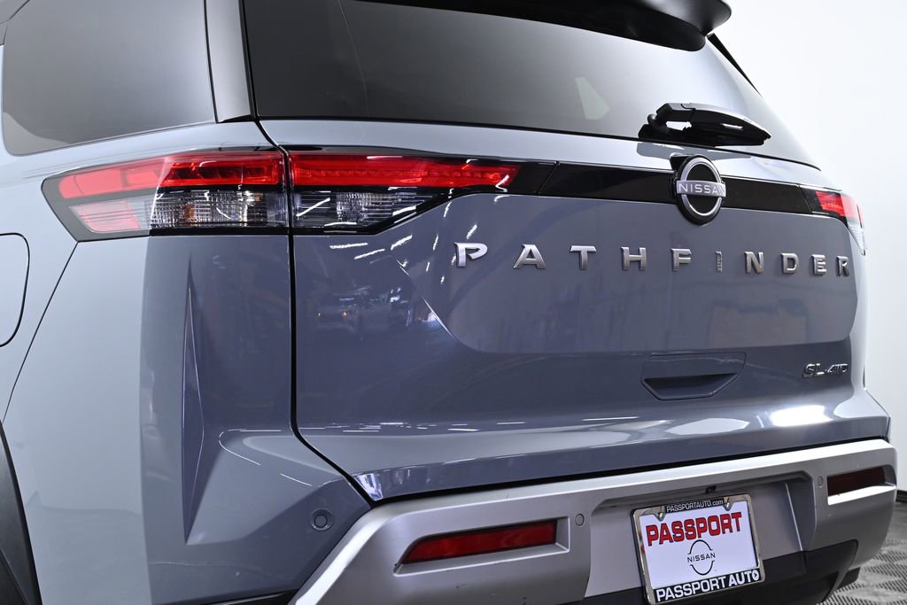 Certified 2024 Nissan Pathfinder SL image 7