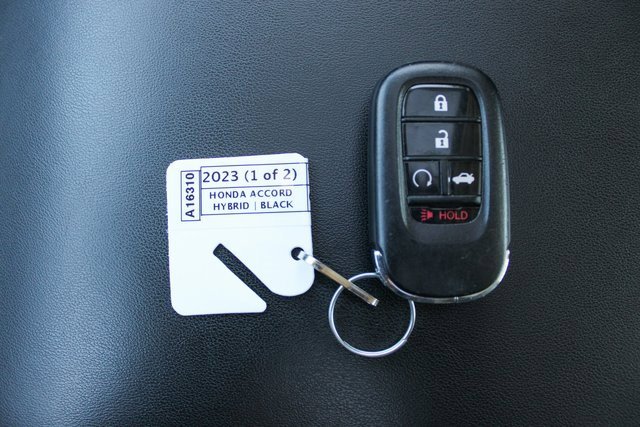Used 2023 Honda Accord Touring image 34