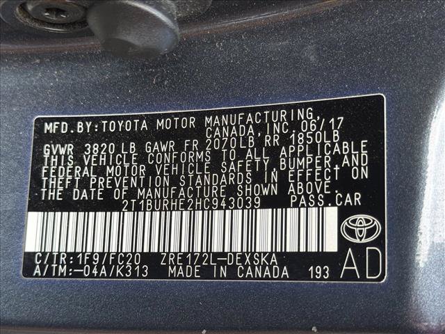 Used 2017 Toyota Corolla SE FWD image 22
