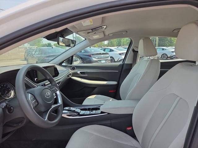 Certified 2023 Hyundai Sonata SEL w/ Preferred Accessory Package FWD image 23