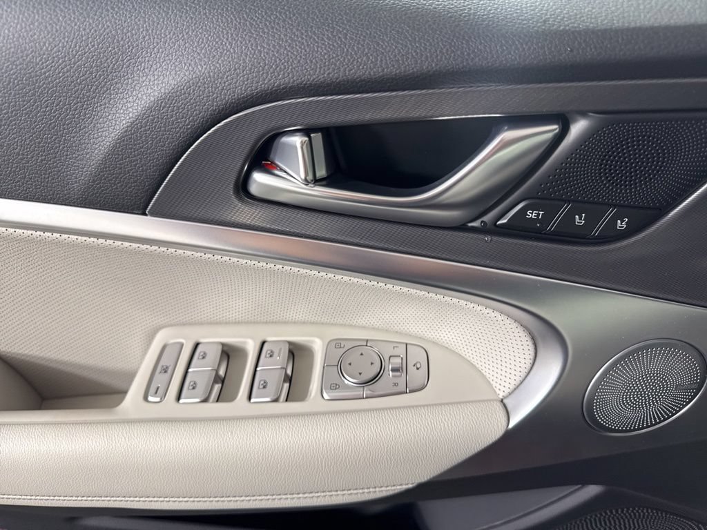New 2026 Genesis G70 3.3T Sport Prestige AWD/4WD image 17