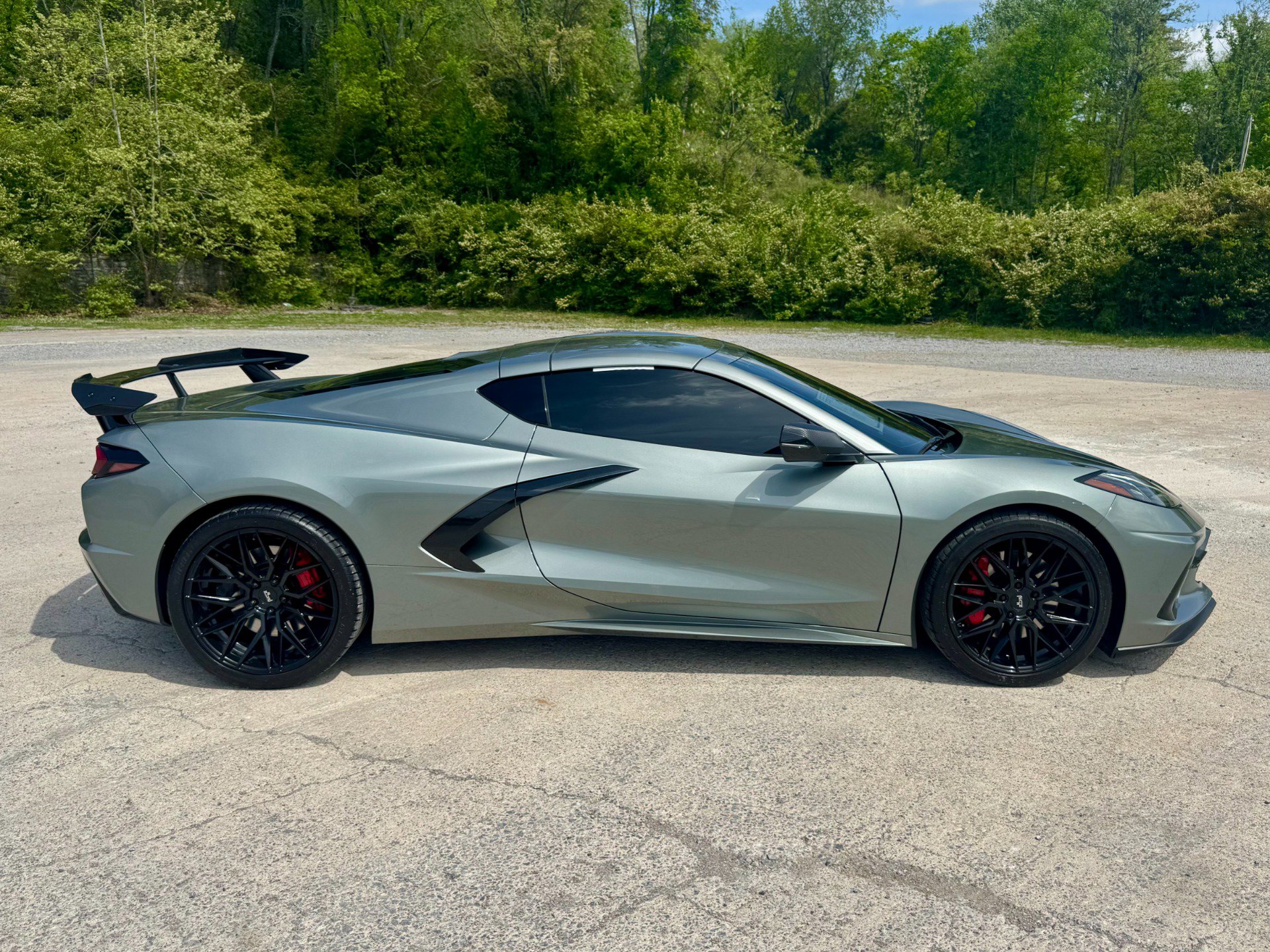 Used 2023 Chevrolet Corvette Stingray Premium Cpe w/ Z51 Performance Package RWD image 6