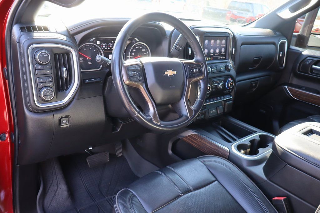 Used 2021 Chevrolet Silverado 1500 High Country w/ Technology Package image 5
