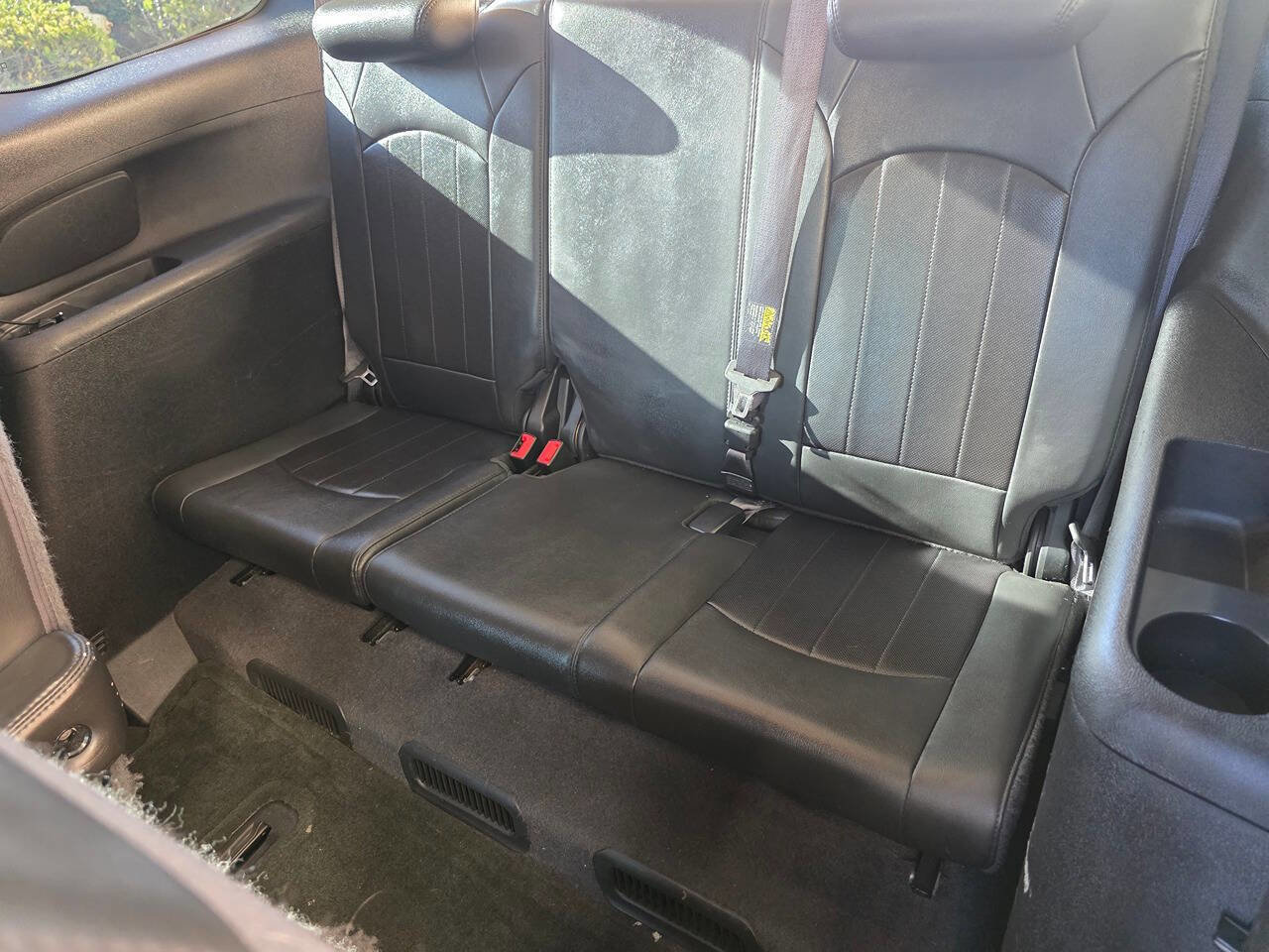 Used 2012 GMC Acadia Denali image 15