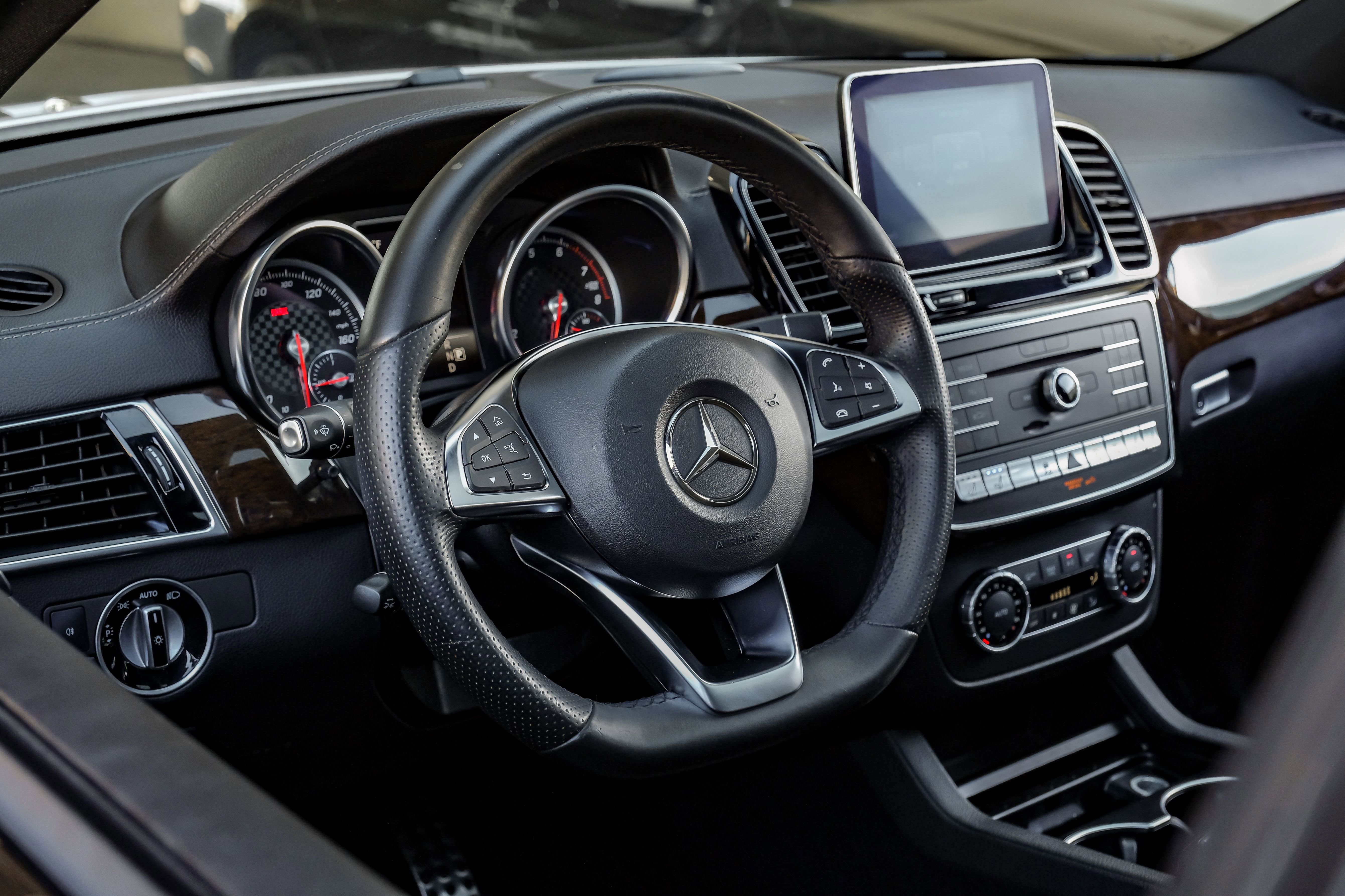 Used 2016 Mercedes-Benz GLE 450 4MATIC Coupe image 15