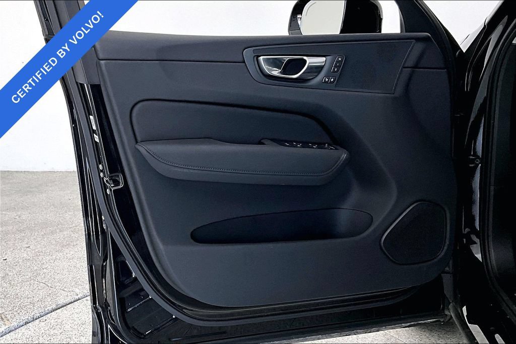 Certified 2026 Volvo XC60 B5 Plus AWD/4WD image 22