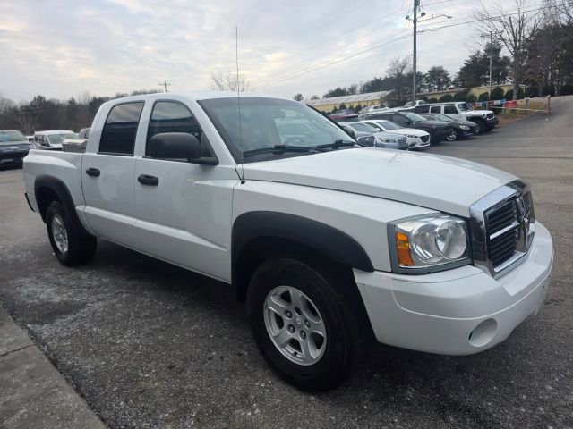 Used 2006 Dodge Dakota SLT w/ Trailer Tow Group image 3