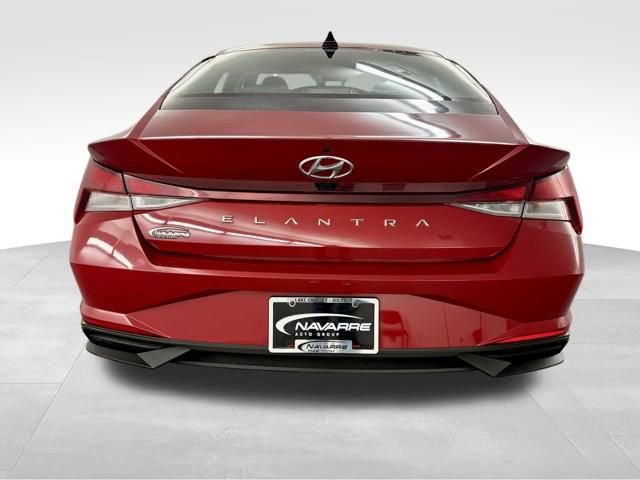 Used 2023 Hyundai Elantra SEL w/ Convenience Package image 8