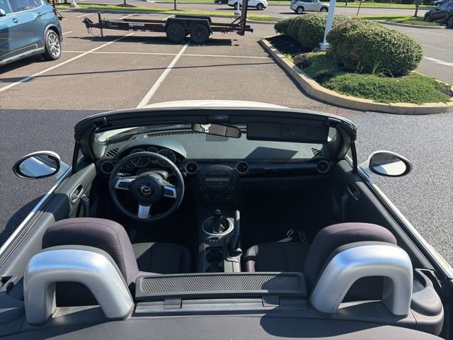 Used 2006 MAZDA MX-5 Miata Touring RWD image 6