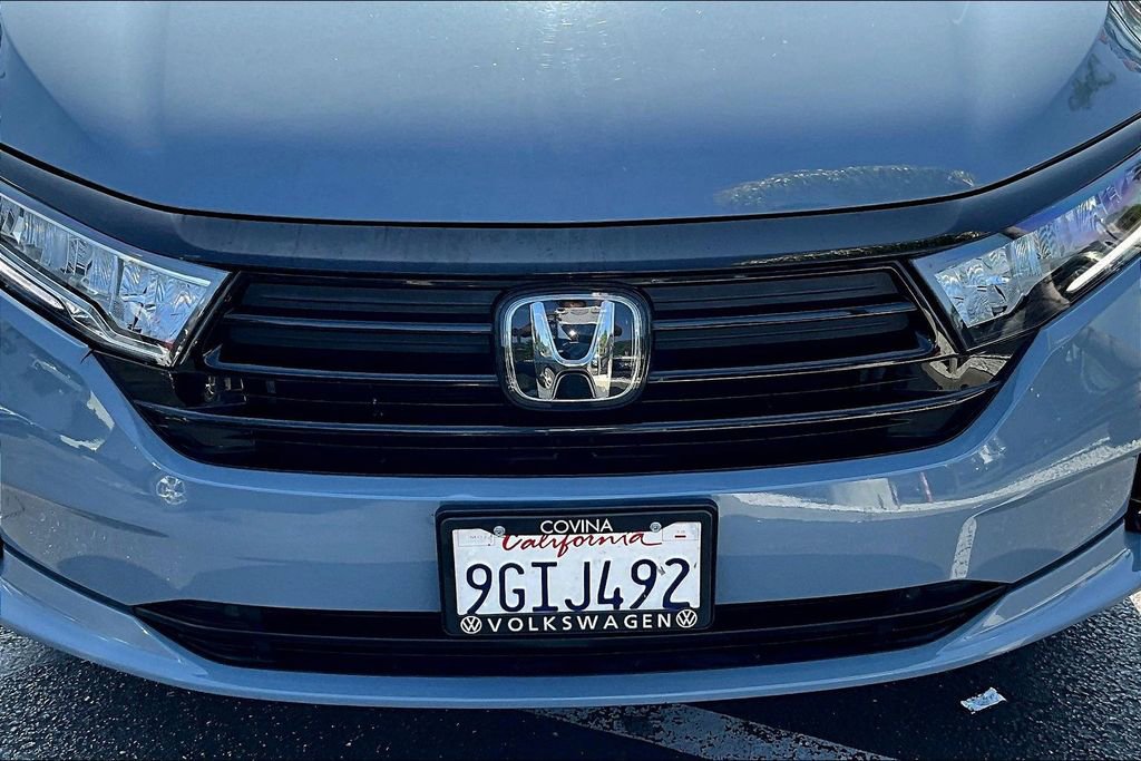 Used 2023 Honda Odyssey Sport image 32