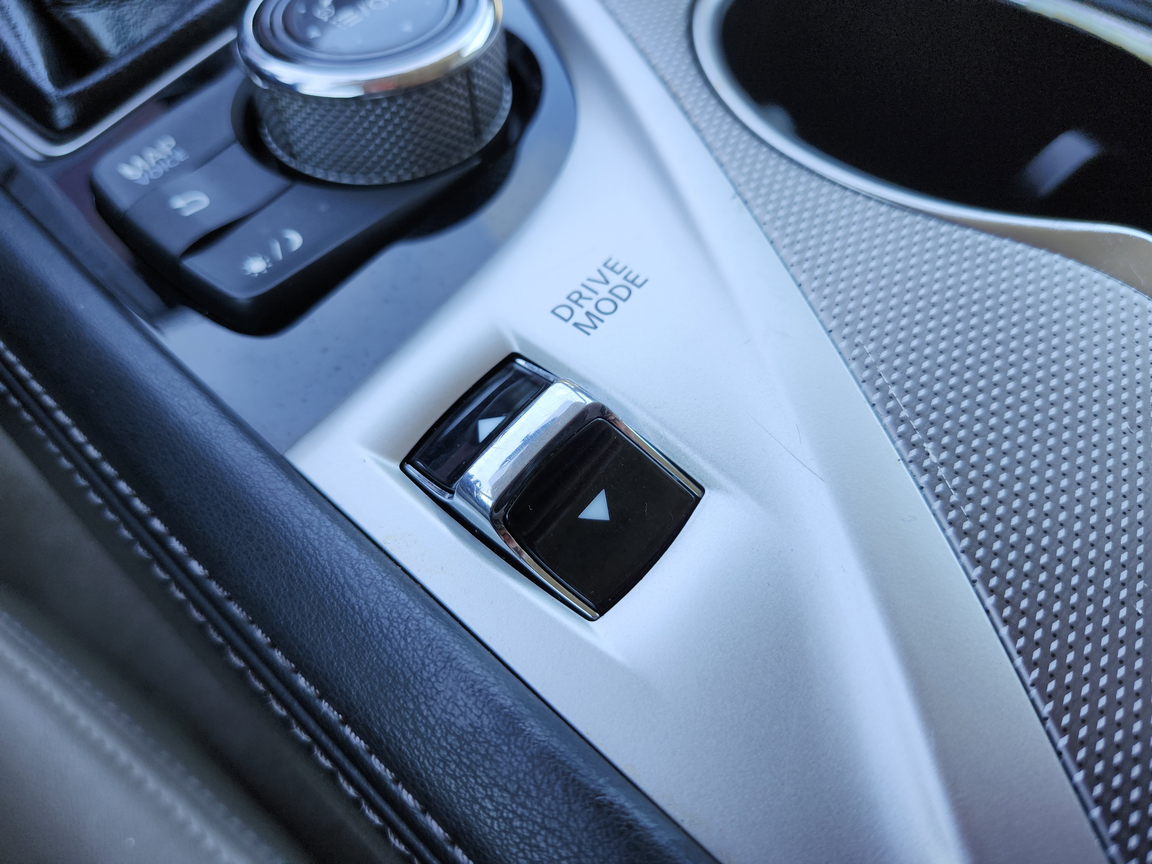 Used 2014 INFINITI Q50 Premium w/ Navigation Package image 11