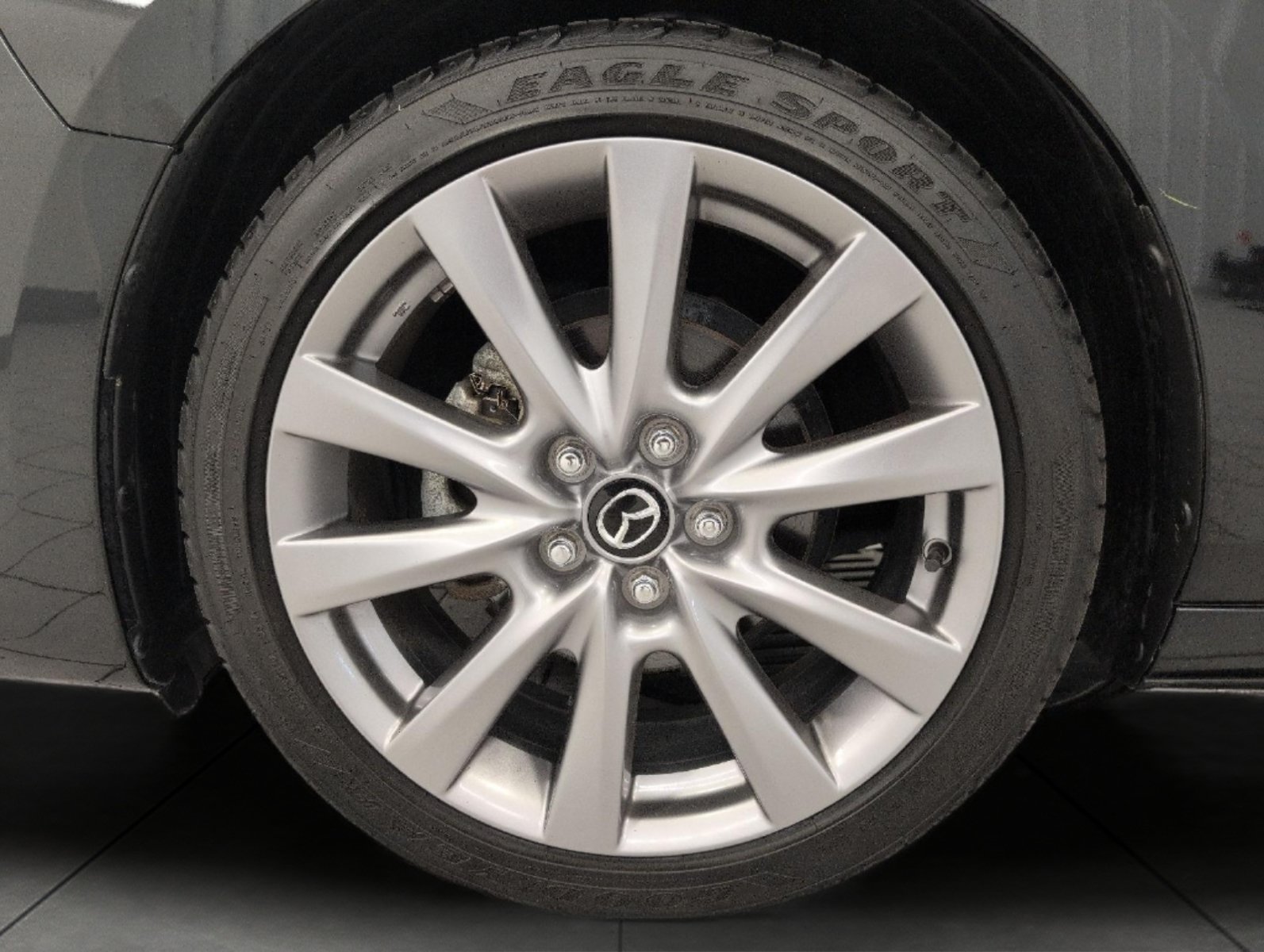 Used 2021 MAZDA MAZDA3 s FWD image 3