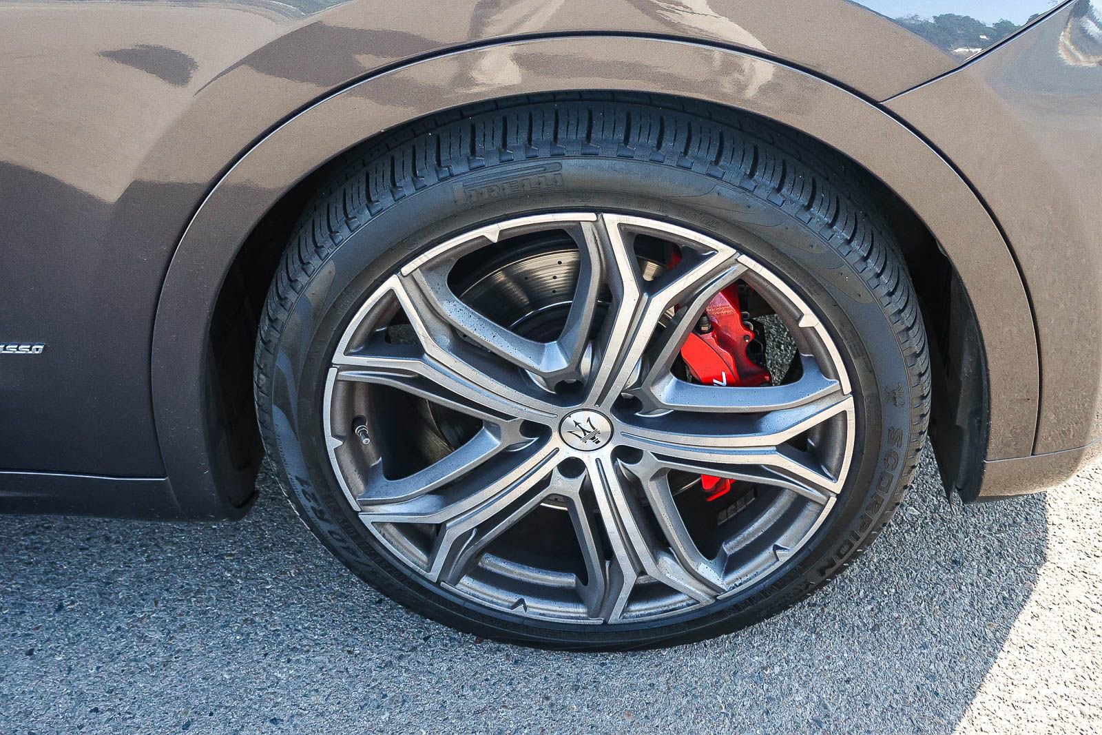 Used 2020 Maserati Levante S GranLusso AWD/4WD image 12