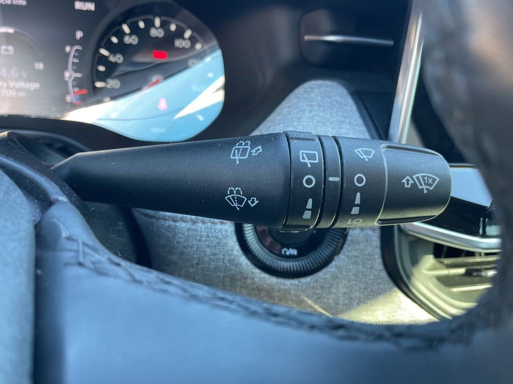 Used 2022 Jeep Compass Latitude image 16