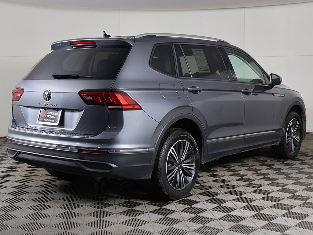 Used 2024 Volkswagen Tiguan SE image 10