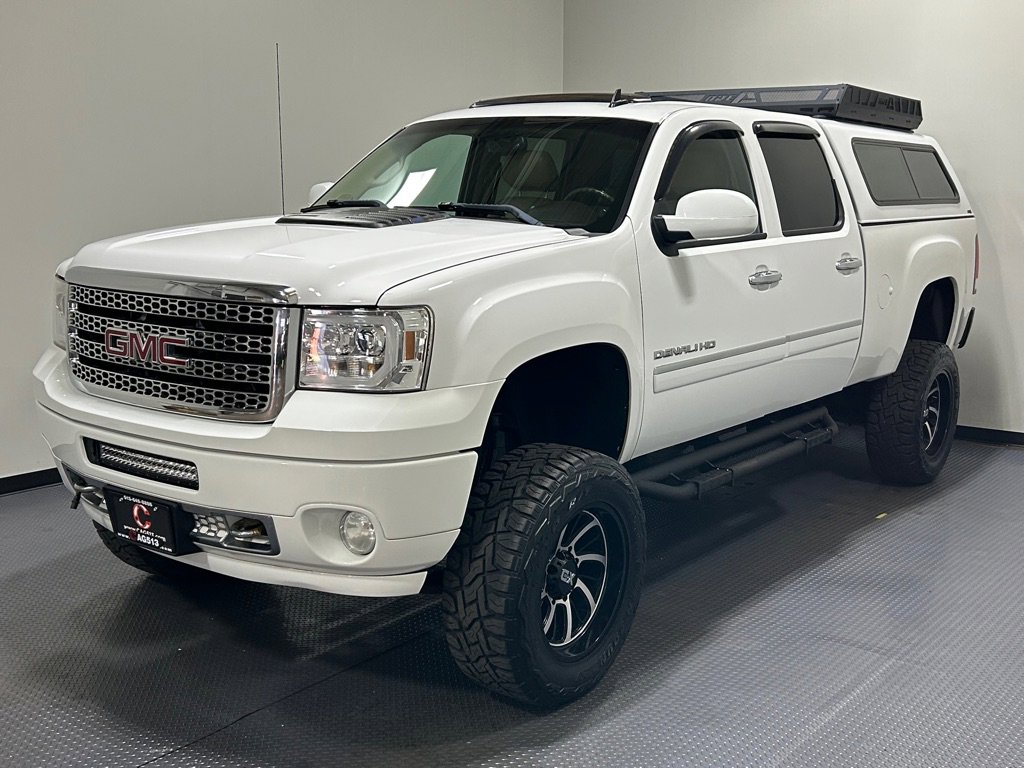 Used 2011 GMC Sierra 2500 Denali w/ Suspension Package, Off-Road