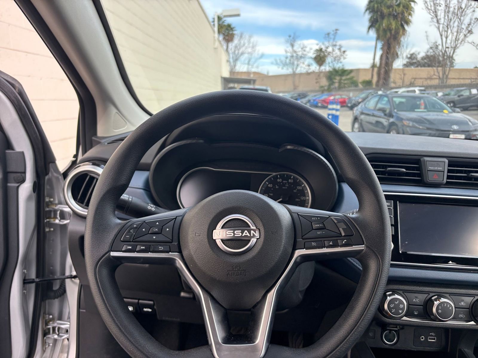 Used 2025 Nissan Versa SV image 35