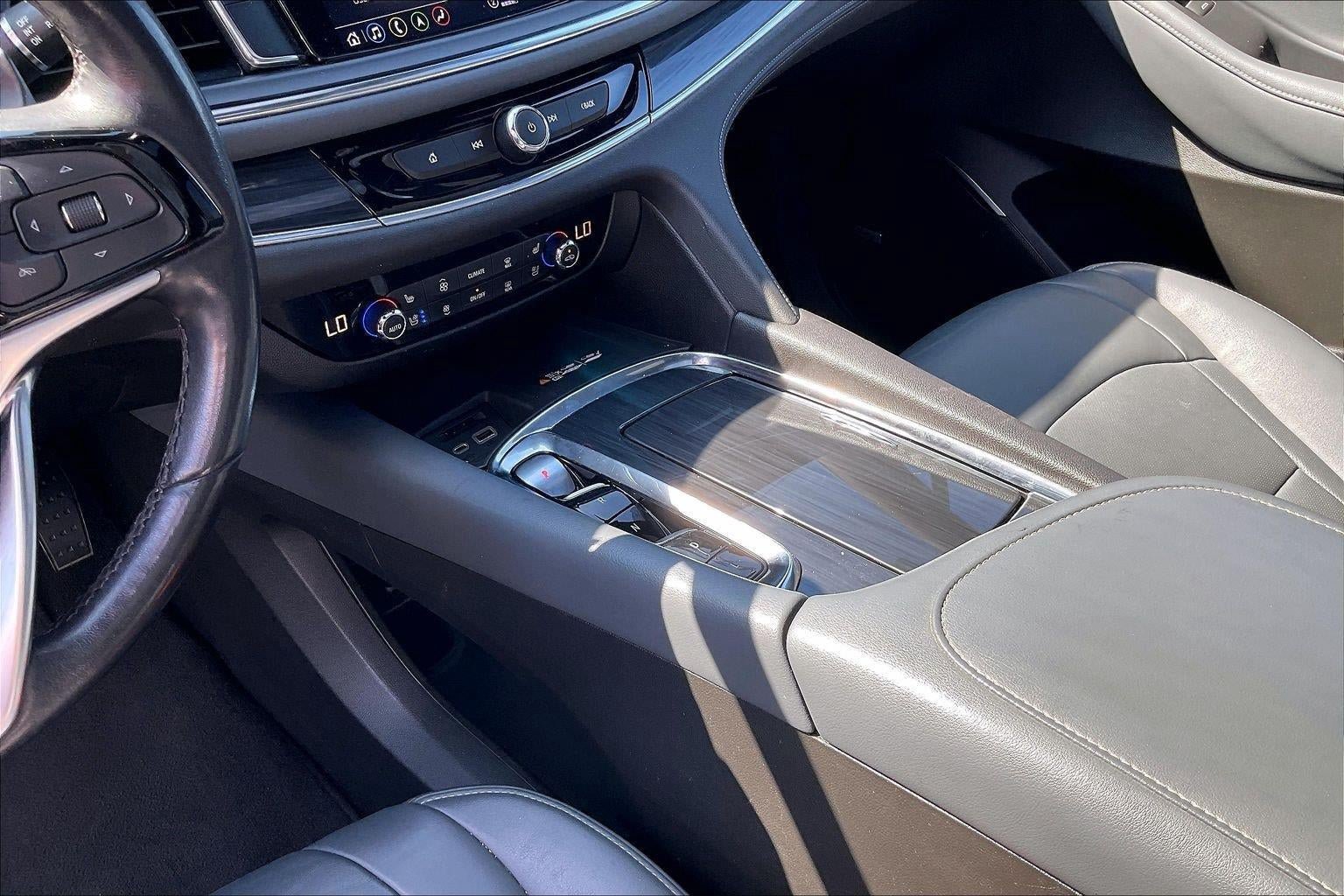 Used 2022 Buick Enclave Premium w/ Experience Buick Package FWD image 17