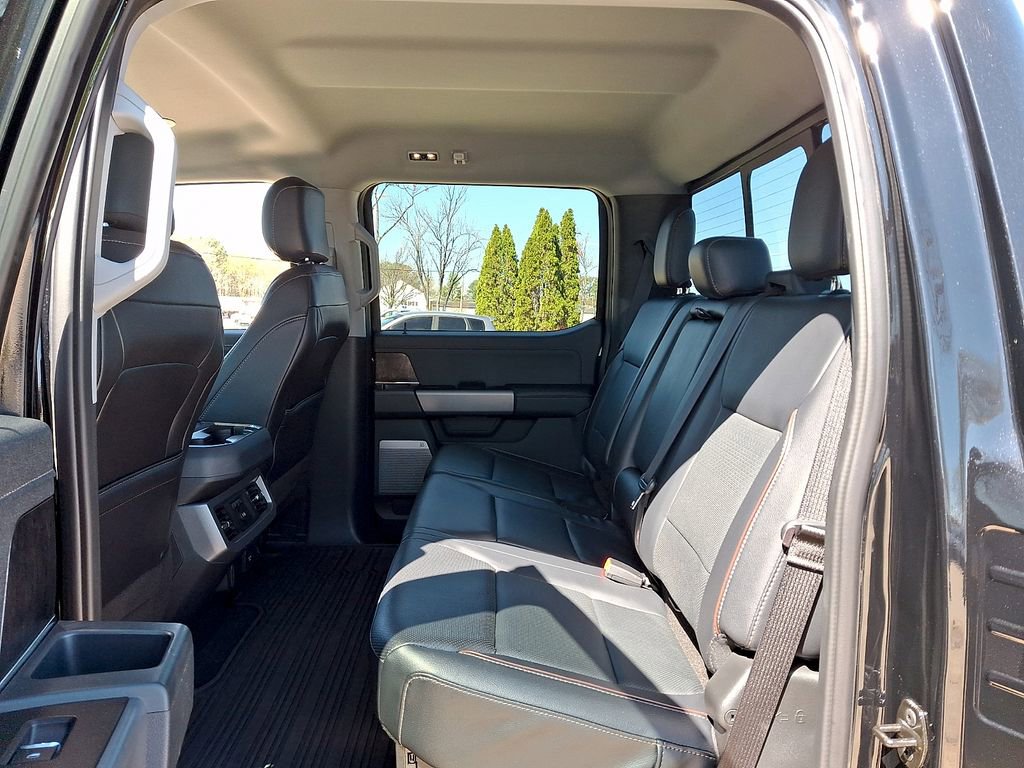 Used 2023 Ford F350 Lariat w/ Lariat Ultimate Package image 10