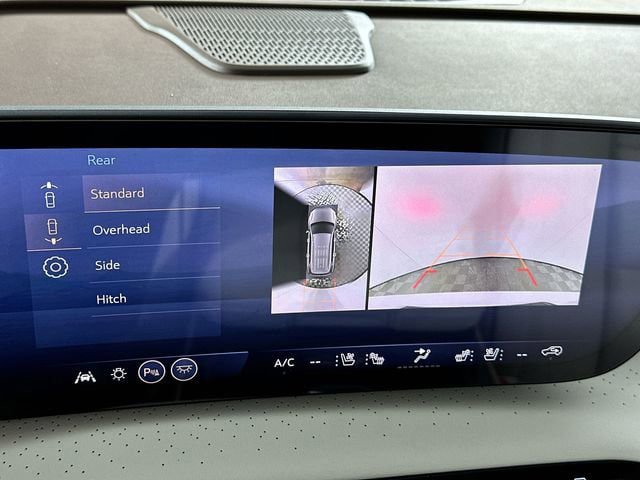 New 2026 Buick Enclave Avenir w/ Super Cruise Package FWD image 16