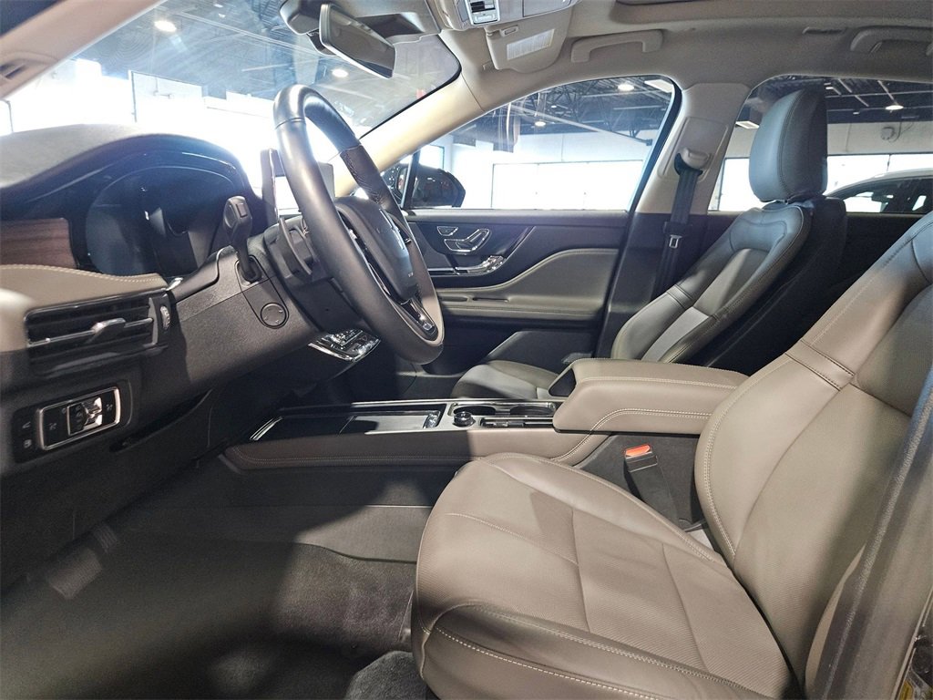 Used 2024 Lincoln Corsair Grand Touring w/ Equipment Group 301A image 21