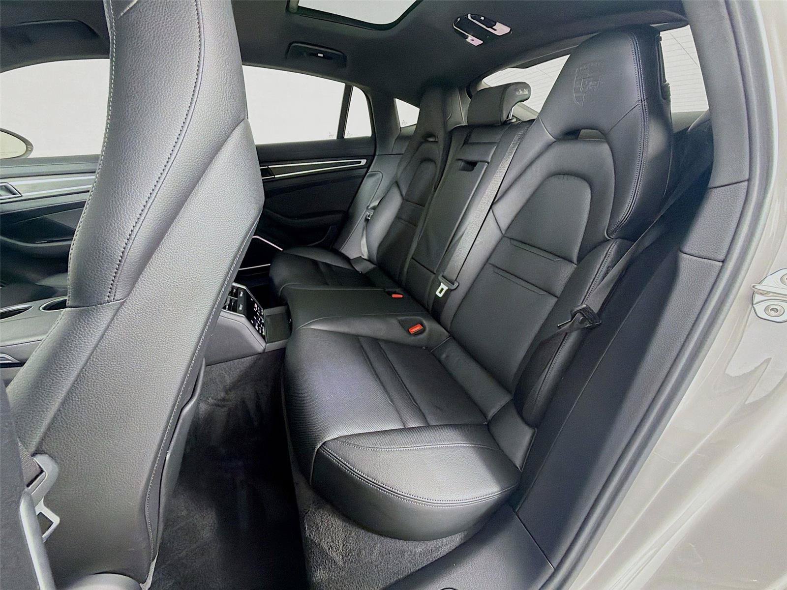 Certified 2023 Porsche Panamera Platinum Edition RWD image 23