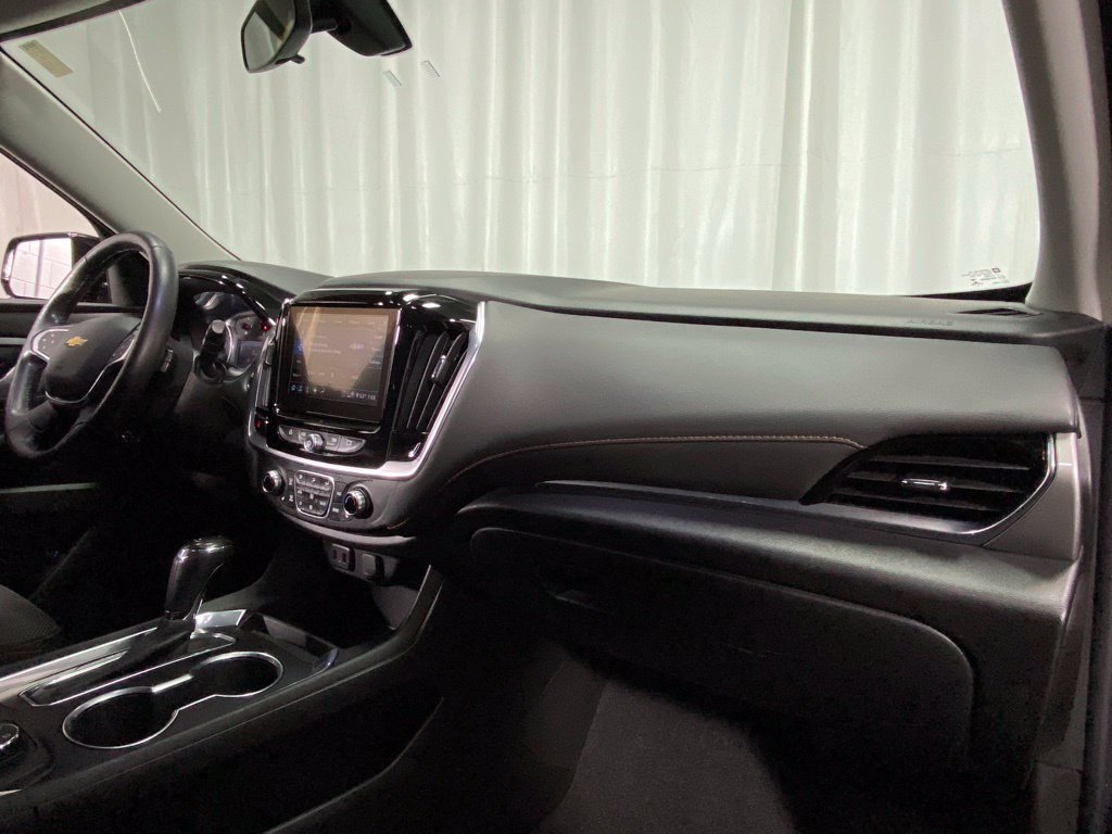 Used 2020 Chevrolet Traverse LT w/ LPO, Floor Liner Package AWD/4WD image 31