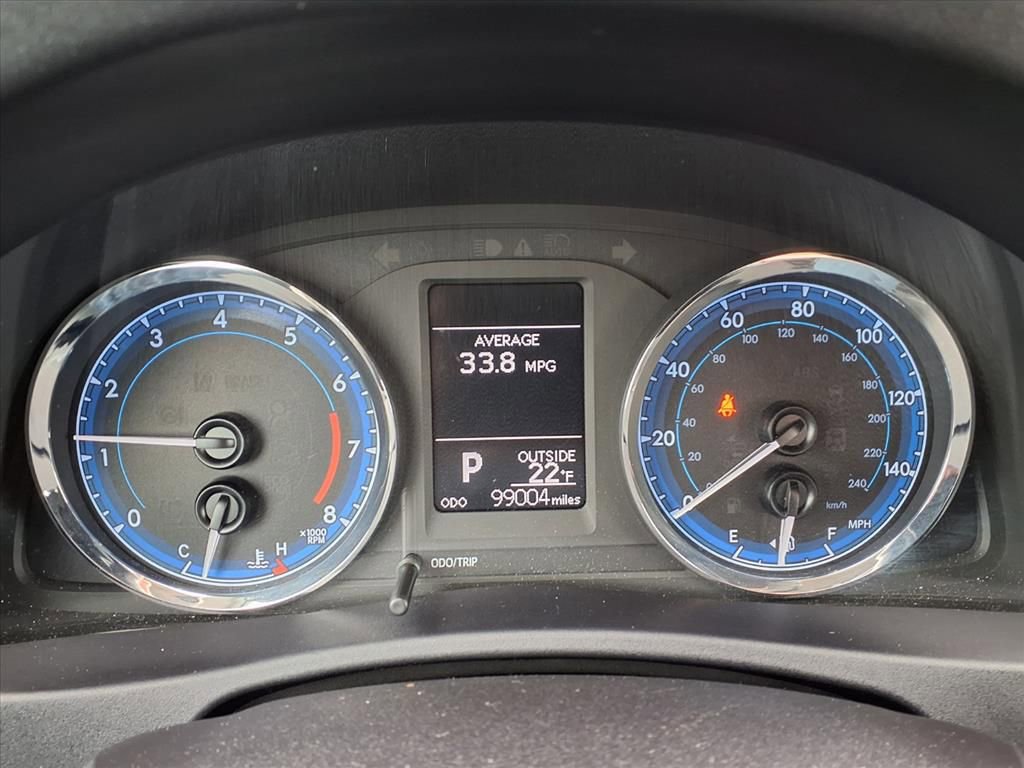 Used 2017 Toyota Corolla L image 17