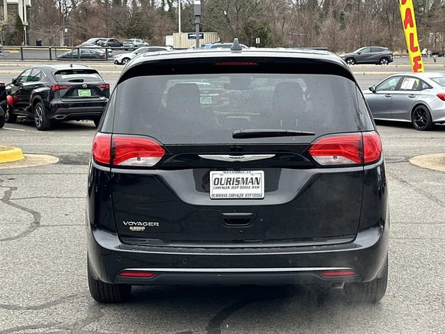 New 2026 Chrysler Voyager LX image 3