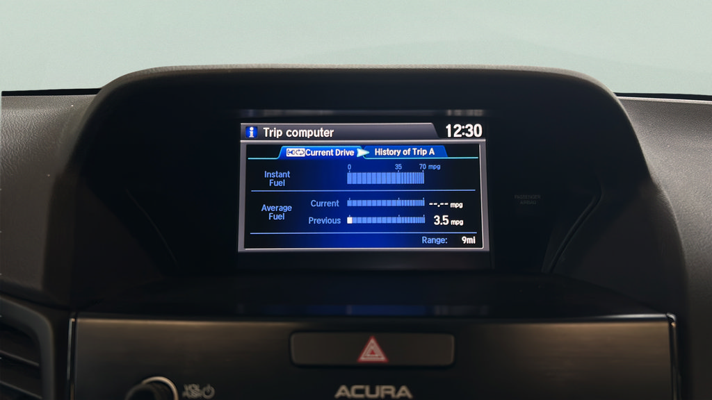 Used 2017 Acura ILX FWD image 19