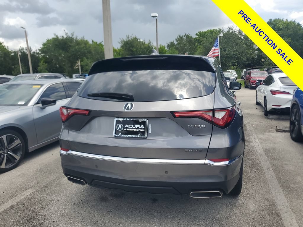 Certified 2024 Acura MDX w/ Technology Package AWD/4WD image 8
