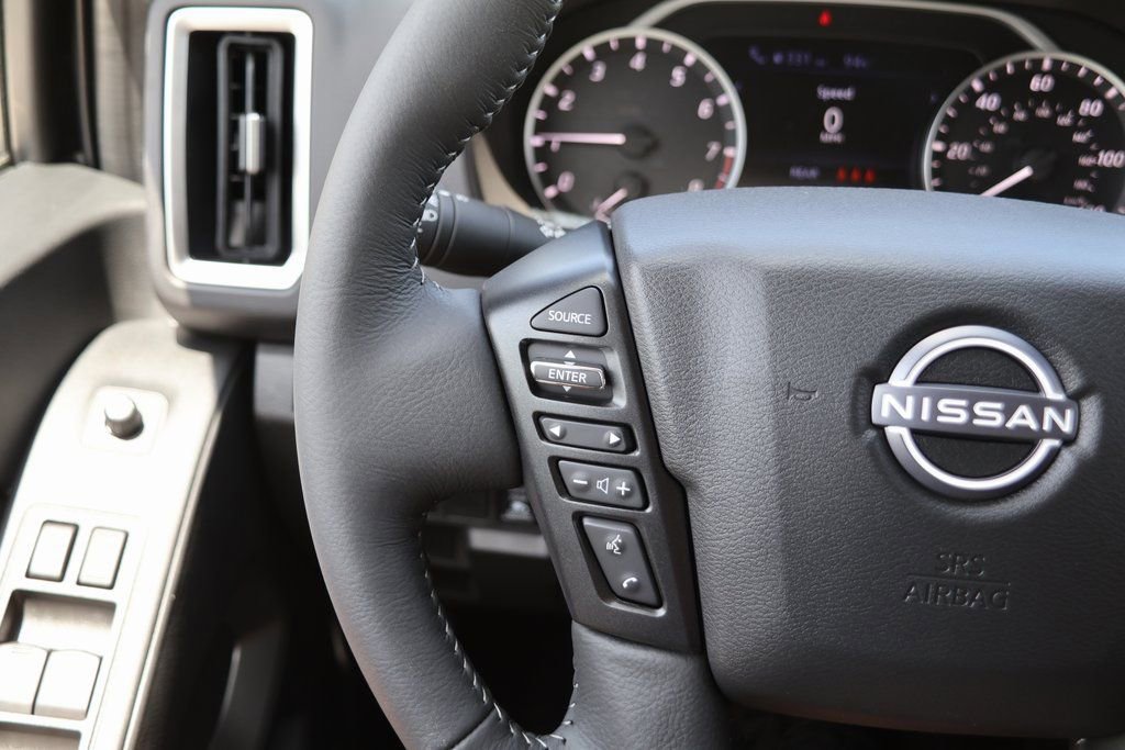New 2025 Nissan Frontier SV w/ SV Convenience Package image 10