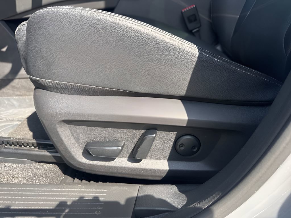 Used 2023 Nissan Rogue SL w/ SL Premium Package AWD/4WD image 10