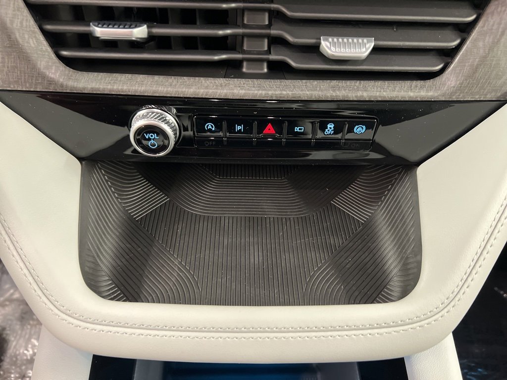 New 2026 Ford Explorer Platinum w/ LUX Leather Package image 14