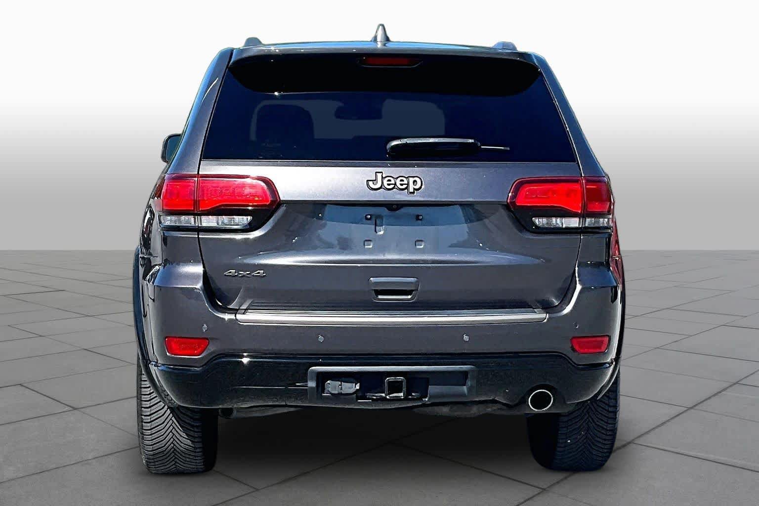 Used 2016 Jeep Grand Cherokee Limited 75th Anniversary AWD/4WD image 5